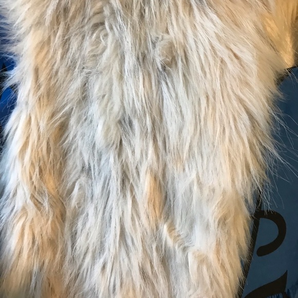 👚 Rachel Zoe Faux Fur Vest - Picture 2 of 5